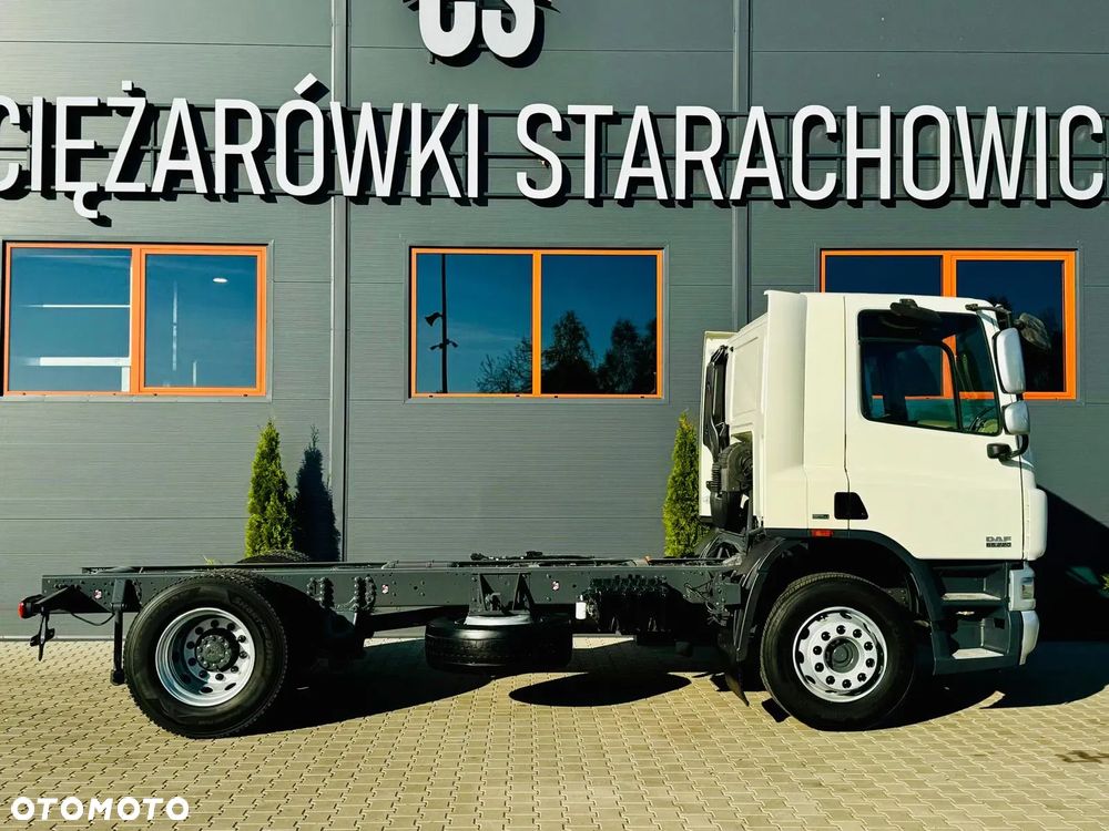 DAF DAF CF 65.220 E5 // Klimatyzacja / rama pod zabudowę !! // wywrotka kiper beczka hakowiec HDS dzwig żuraw podwozie - 6