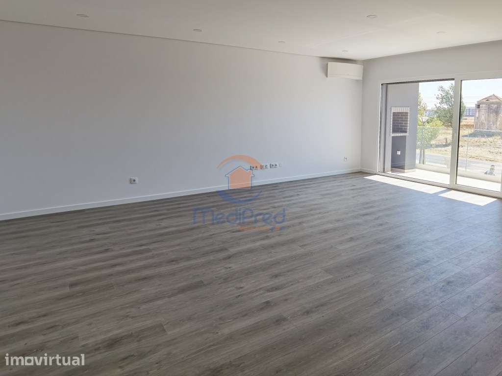 Apartamento T5 Duplex com terraço - Montijo - Grande imagem: 2/32