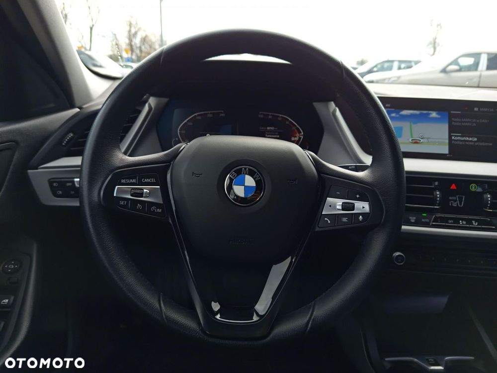 BMW Seria 1 - 13