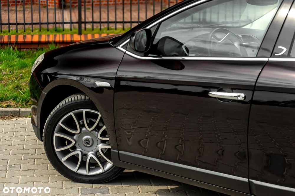 Lancia Delta 1.4 MultiAir 16v Platinum - 36