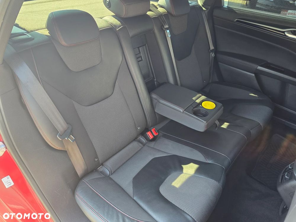 Ford Mondeo - 14