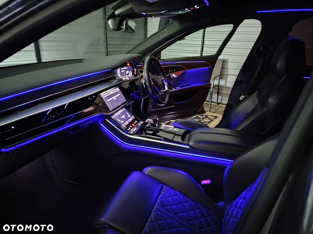 Audi A8 - 19