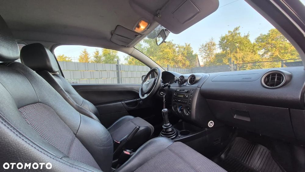 Ford Fiesta 1.4 TDCi - 6