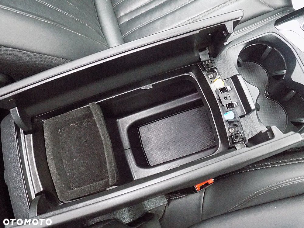 Peugeot 3008 HDi 115 Business-Line - 16
