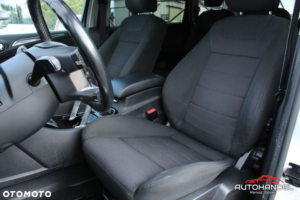 Ford S-Max - 7
