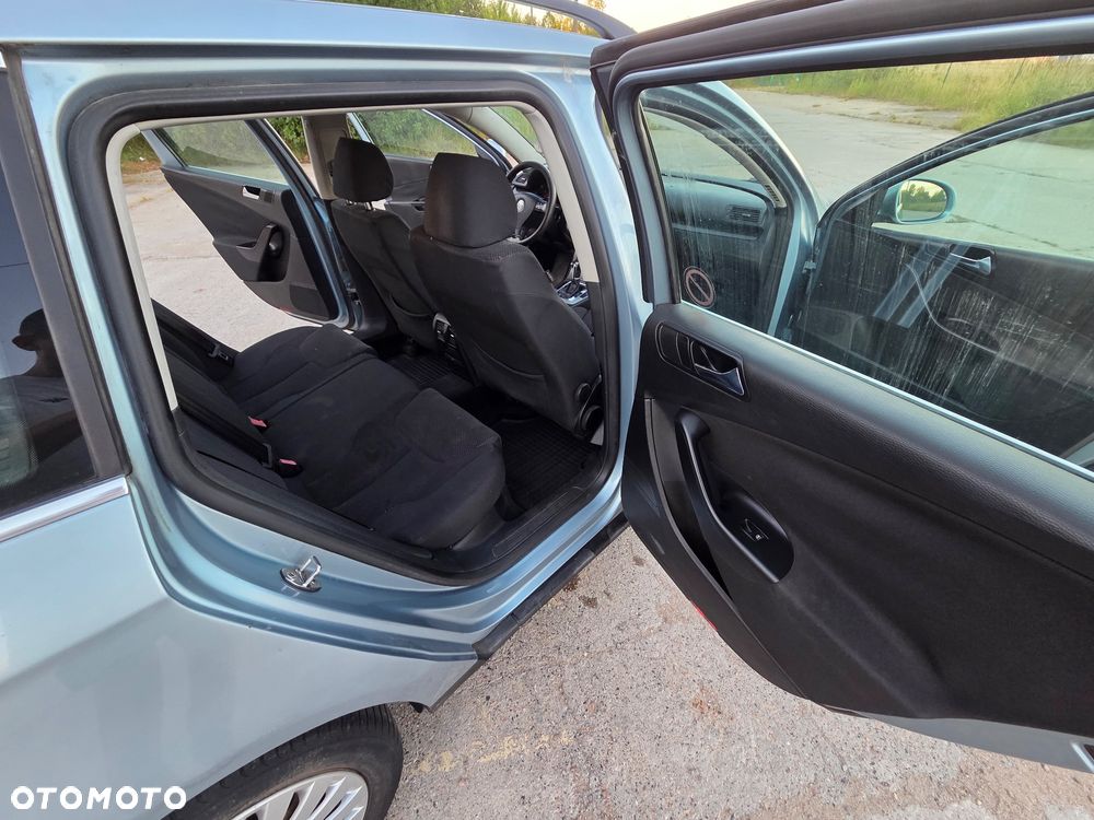 Volkswagen Passat 2.0 TDI DPF Comfortline DSG - 23