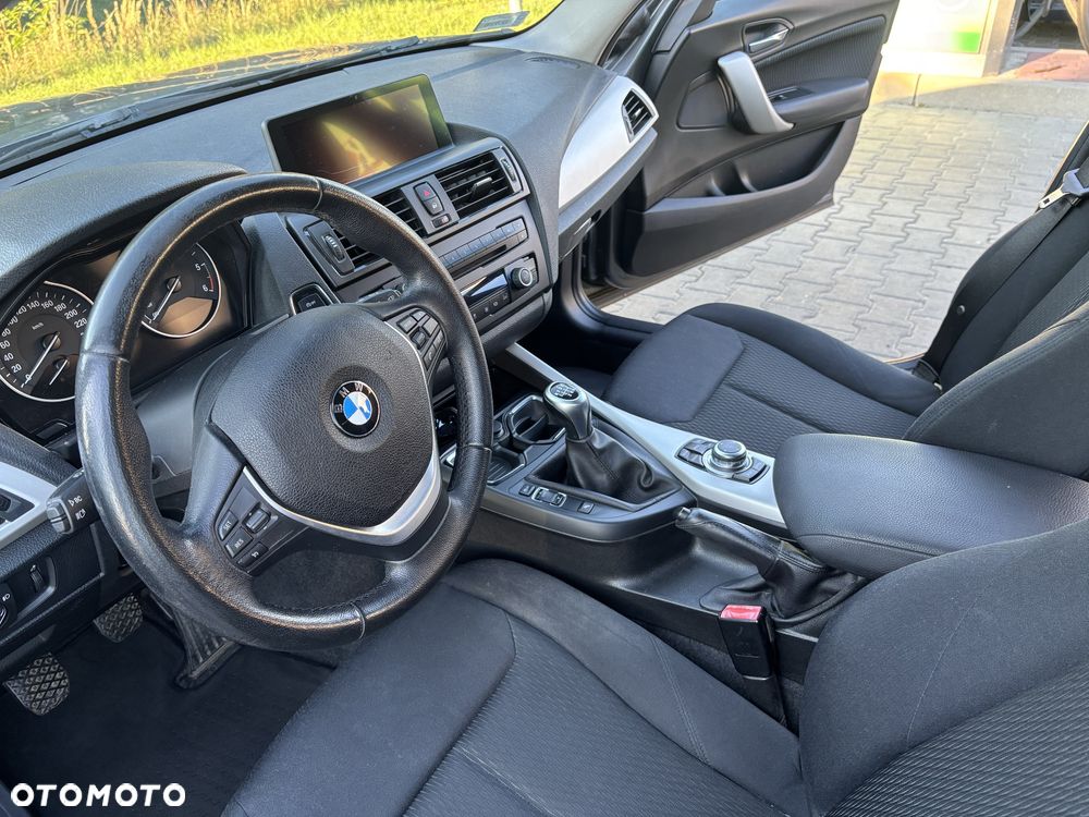 BMW Seria 1 116d EfficientDynamics - 9