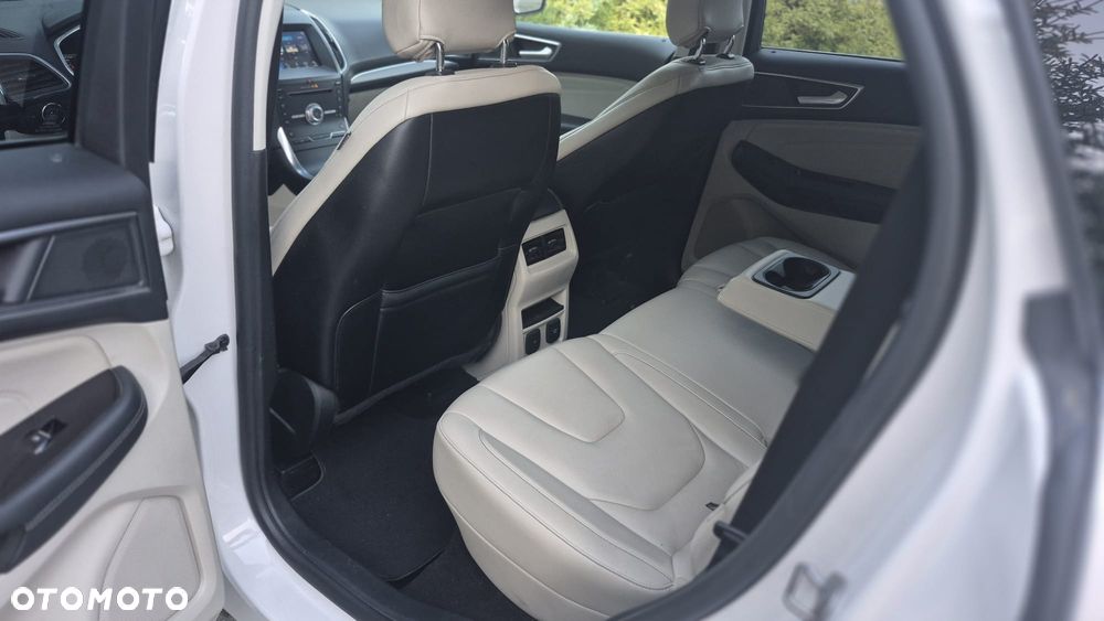 Ford Edge - 23