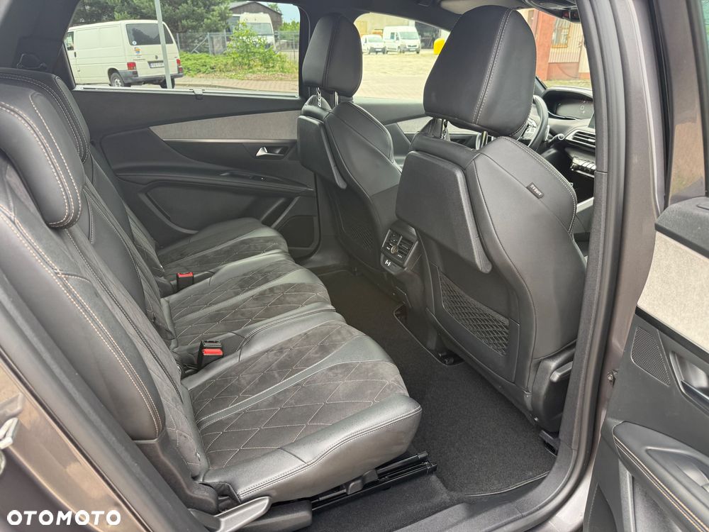 Peugeot 5008 BlueHDi 180 EAT8 GT - 11