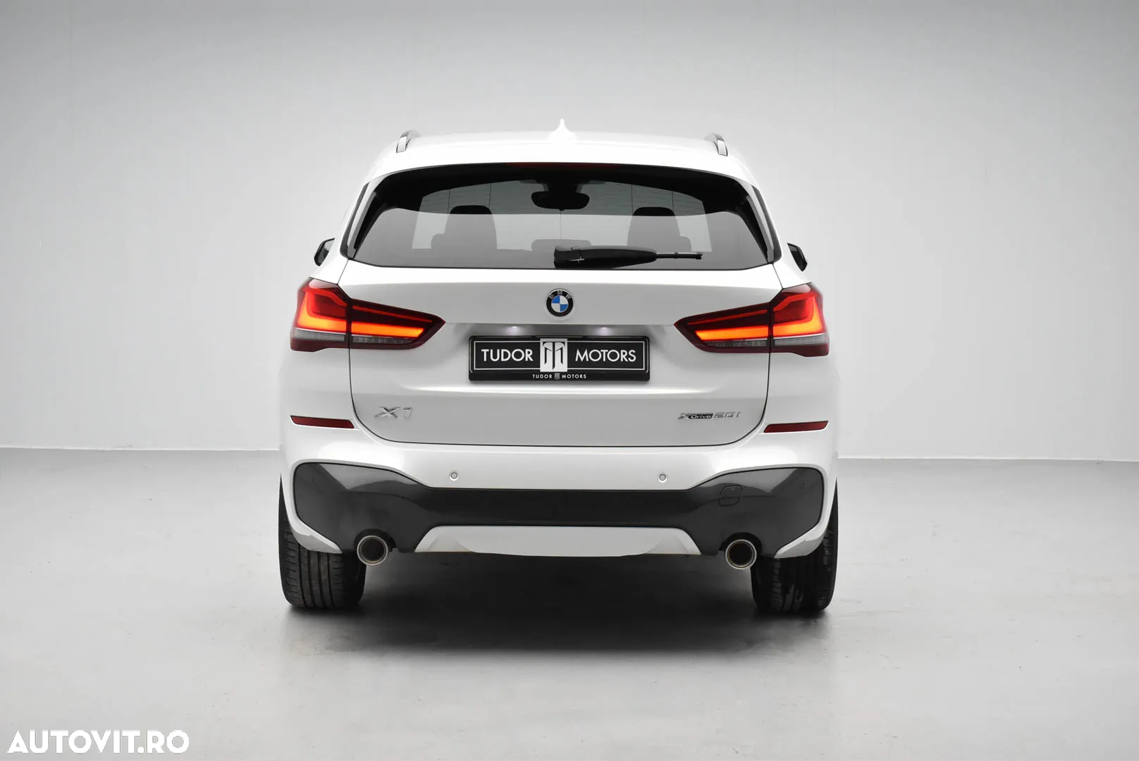 BMW X1 xDrive20i AT - 6