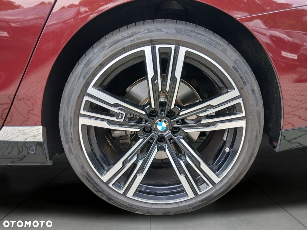 BMW Seria 7 730d xDrive mHEV sport - 7