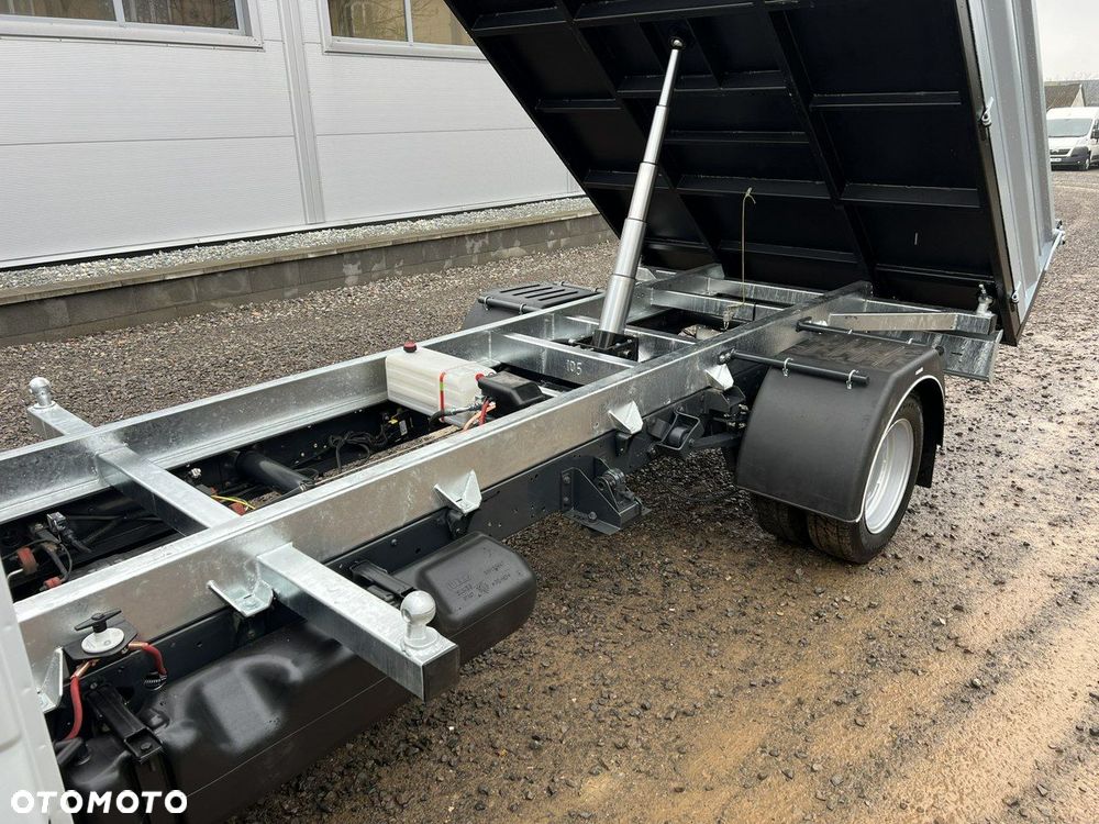 Iveco Daily - 25