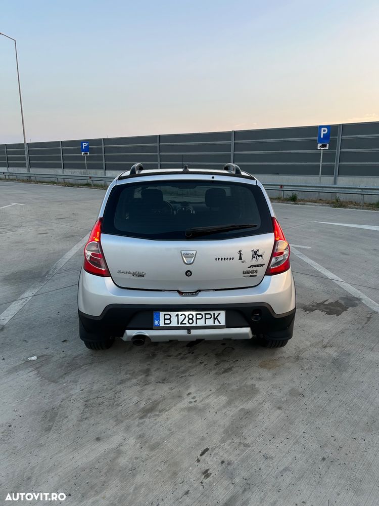 Dacia Sandero 1.6 MPI Laureate - 4
