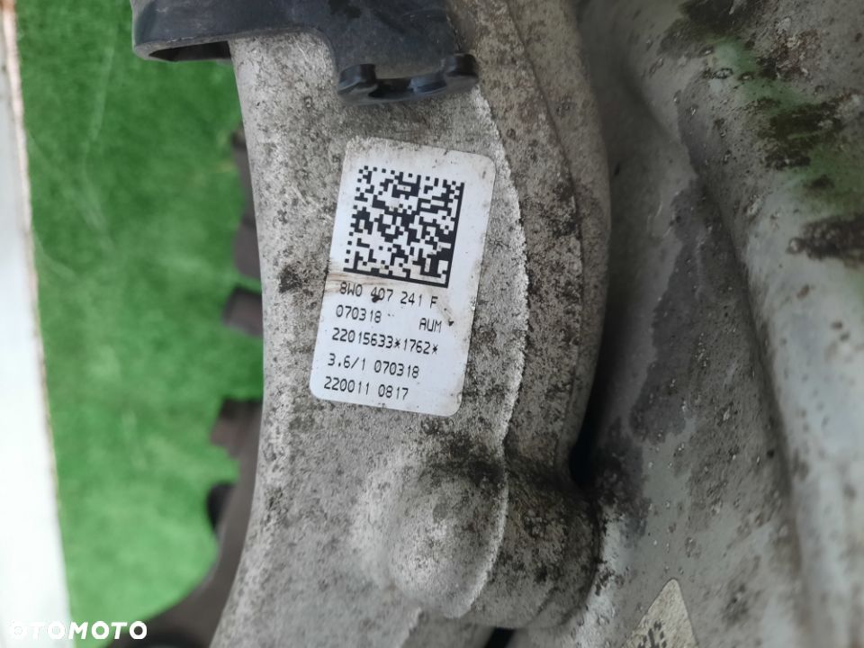 AUDI A4 B9 A5 2.0 TFSI ZWROTNICA PRAWA LEWA 13 TYS PRZEBIEGU 8W0407242F 8W0407241F - 7