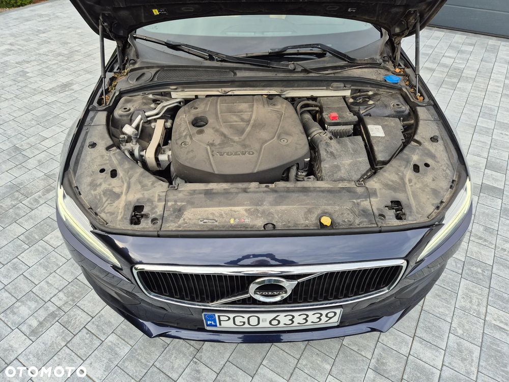 Volvo V90 D3 Momentum Pro - 38