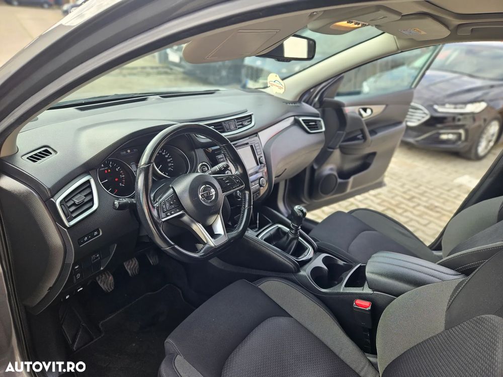 Nissan Qashqai 1.3 138CP 2WD Tekna - 17