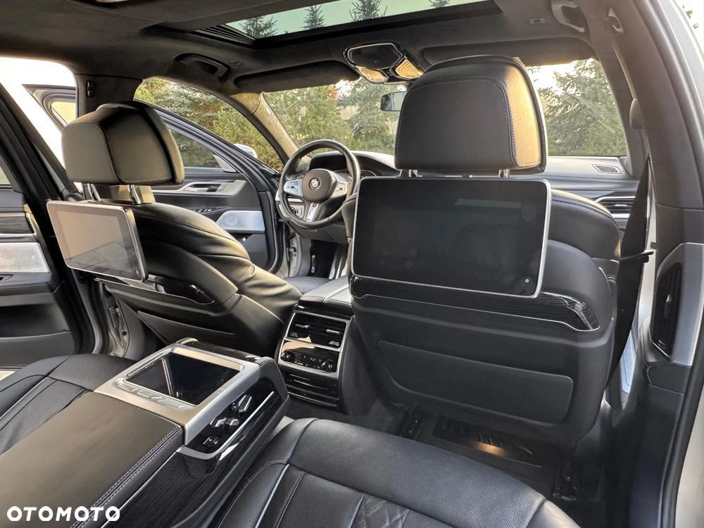 BMW Seria 7 750d xDrive - 13
