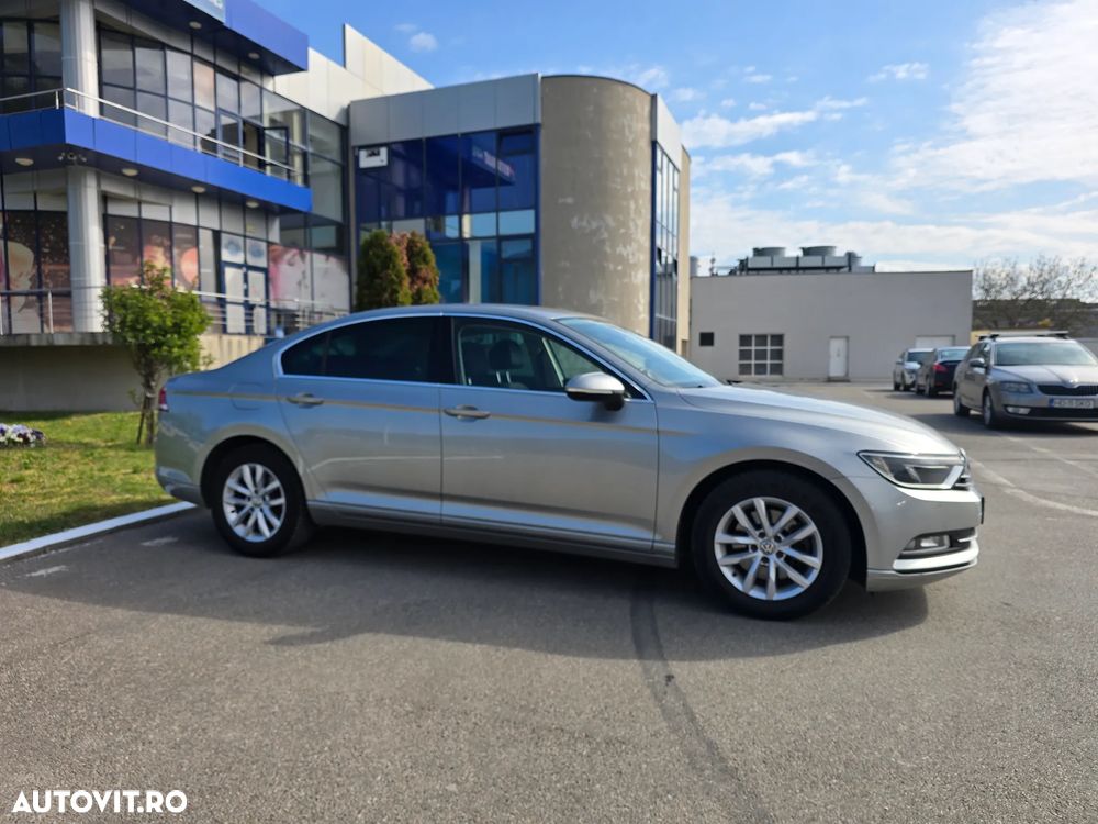 Volkswagen Passat - 5