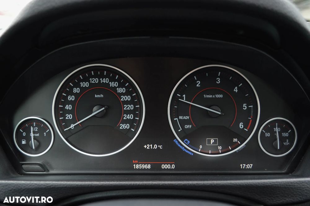 BMW Seria 3 320d Aut. M Sport - 10