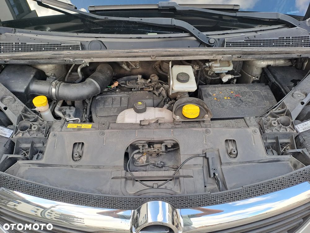 Opel Vivaro - 15