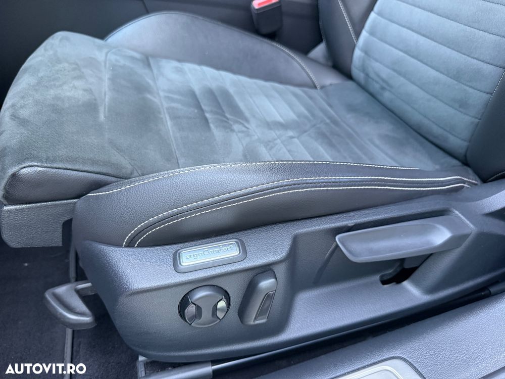Volkswagen Passat 2.0 TDI SCR DSG Highline - 12