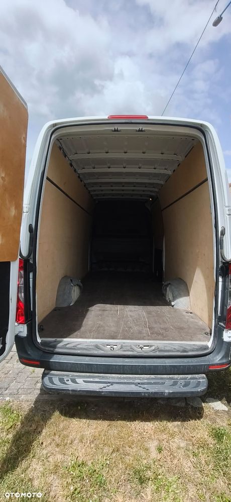 Mercedes-Benz SPRINTER - 5