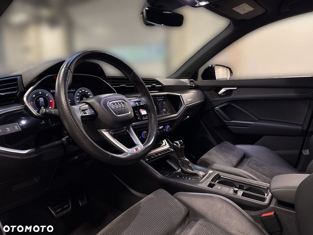 Audi Q3 - 12