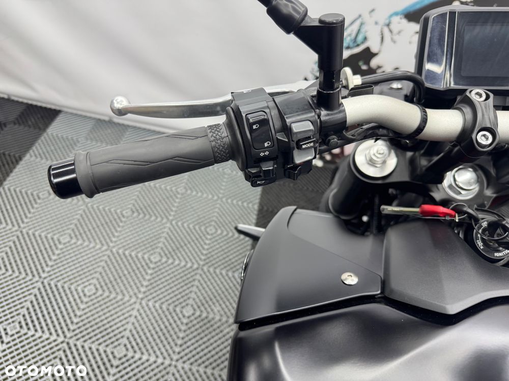 Yamaha MT - 29