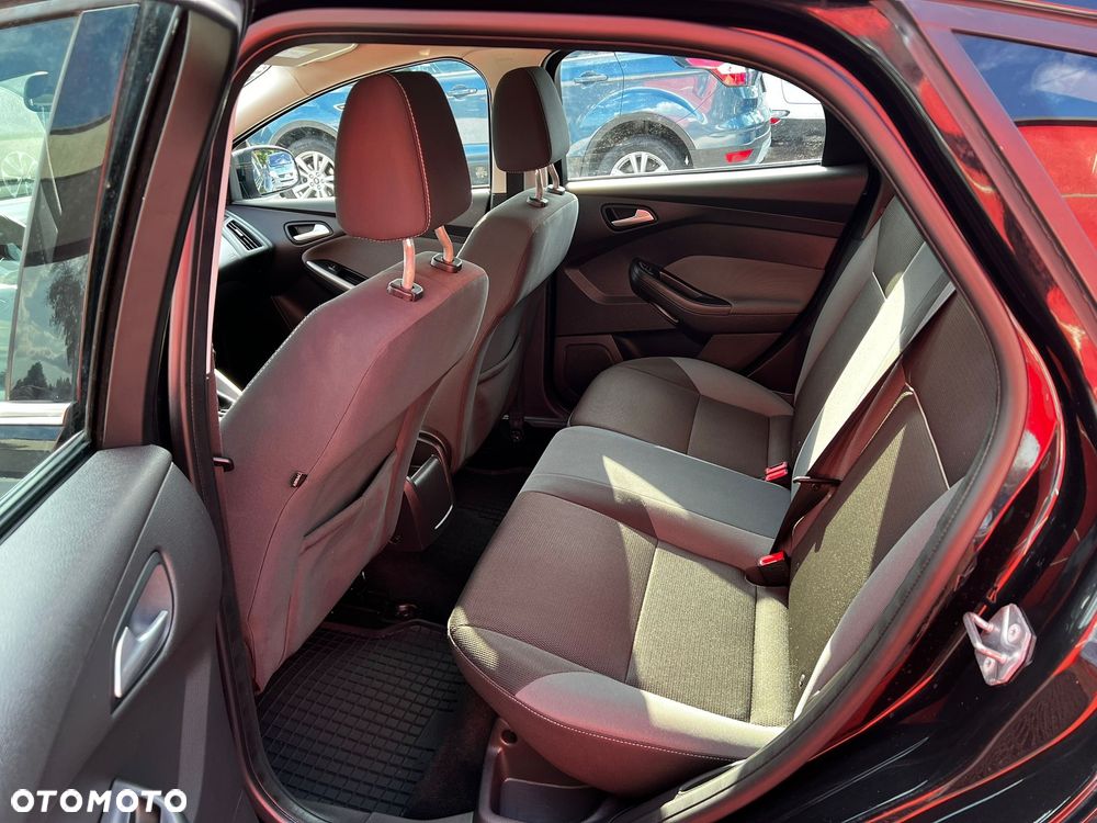 Ford Focus 1.0 EcoBoost Trend - 18