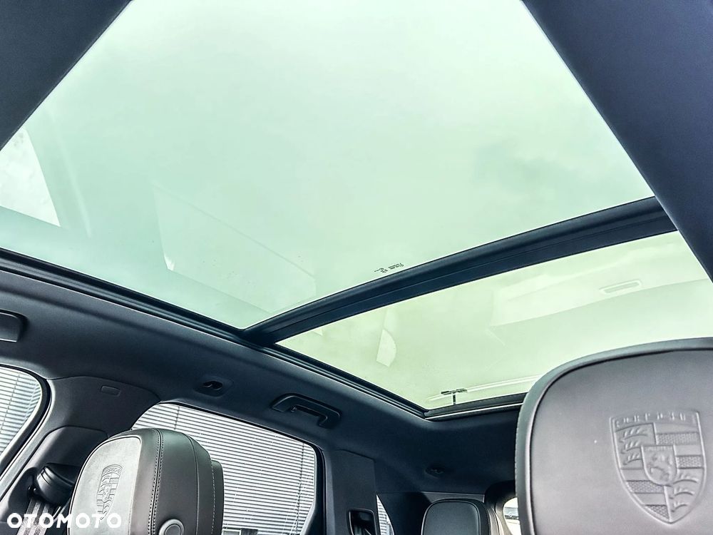 Porsche Cayenne Black Edition - 16