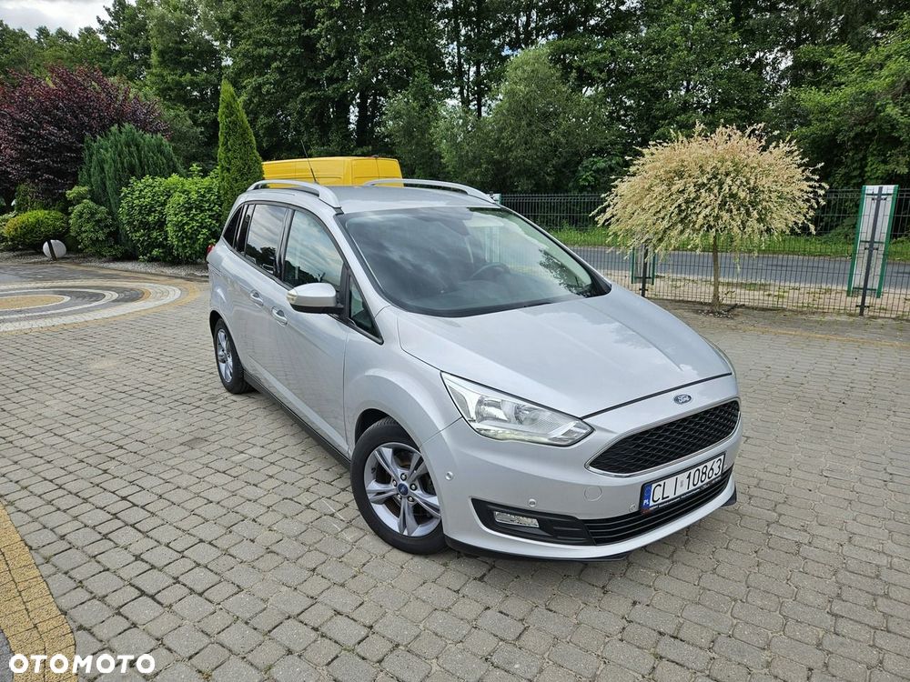 Ford Grand C-MAX - 4