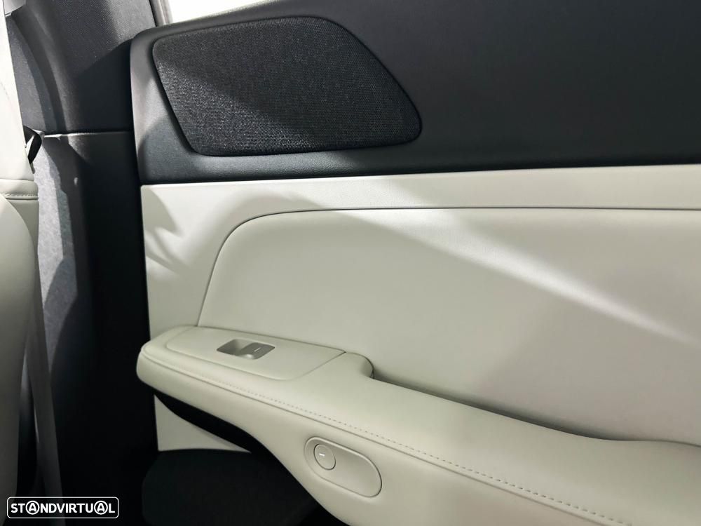 Xpeng G6 87.5 kWh AWD Performance - 32