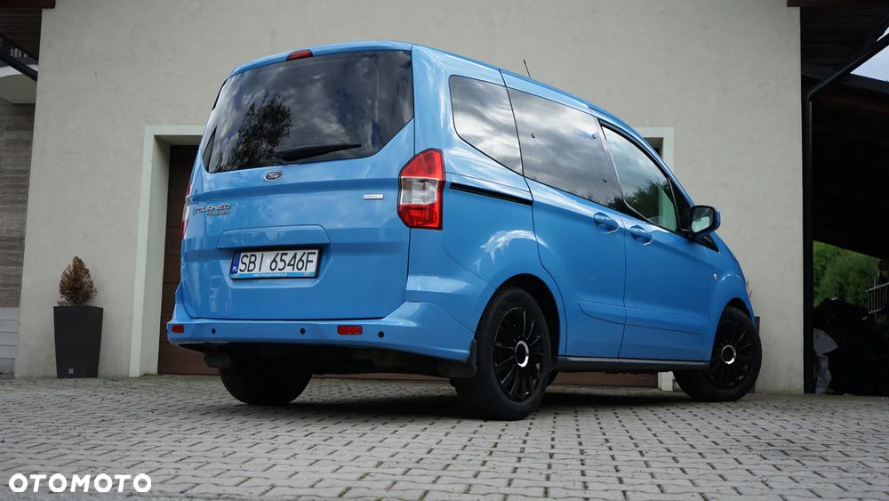 Ford Tourneo Courier - 4