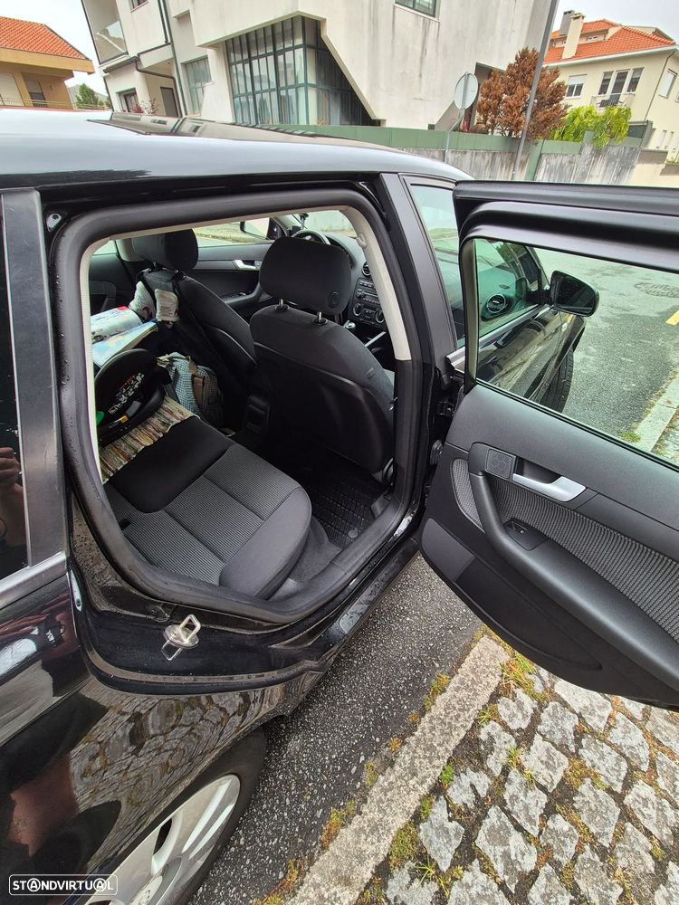 Audi A3 Sportback 1.9 TDi Ambiente - 13