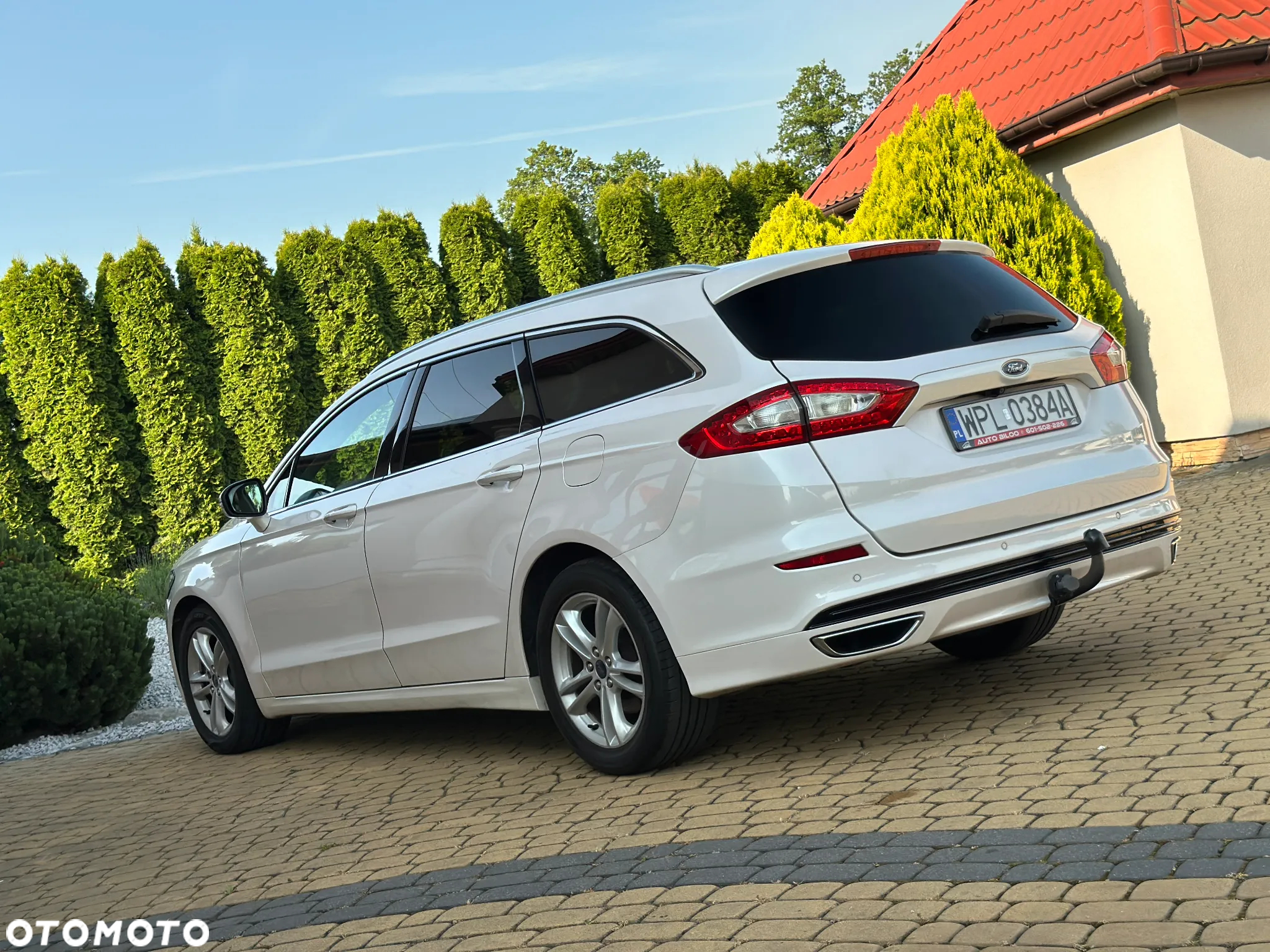 Ford Mondeo - 36