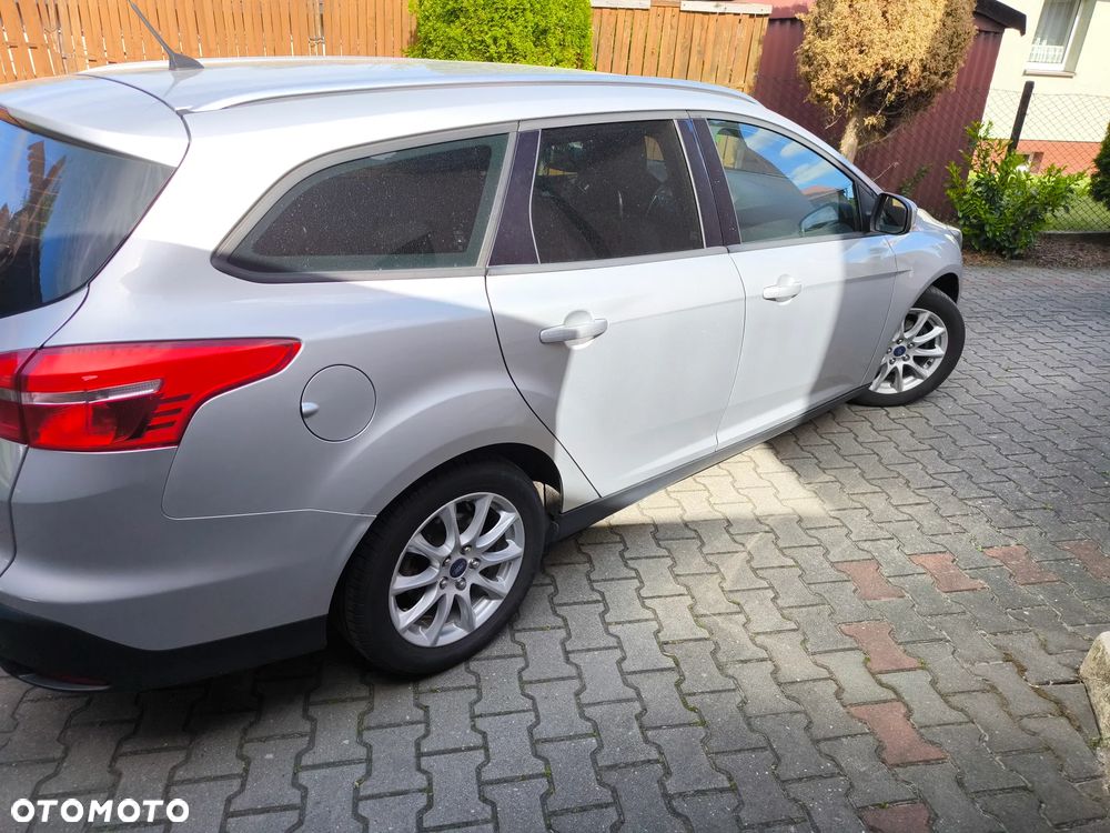 Ford Focus 1.6 TDCi Trend - 4