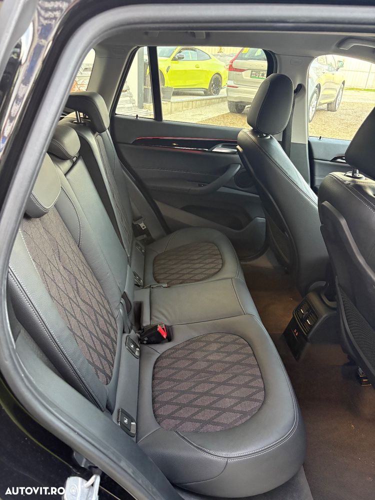 BMW X1 xDrive20i AT xLine - 7