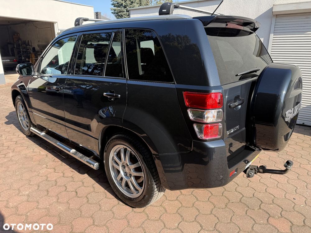 Suzuki Grand Vitara 2.4 Premium - 8