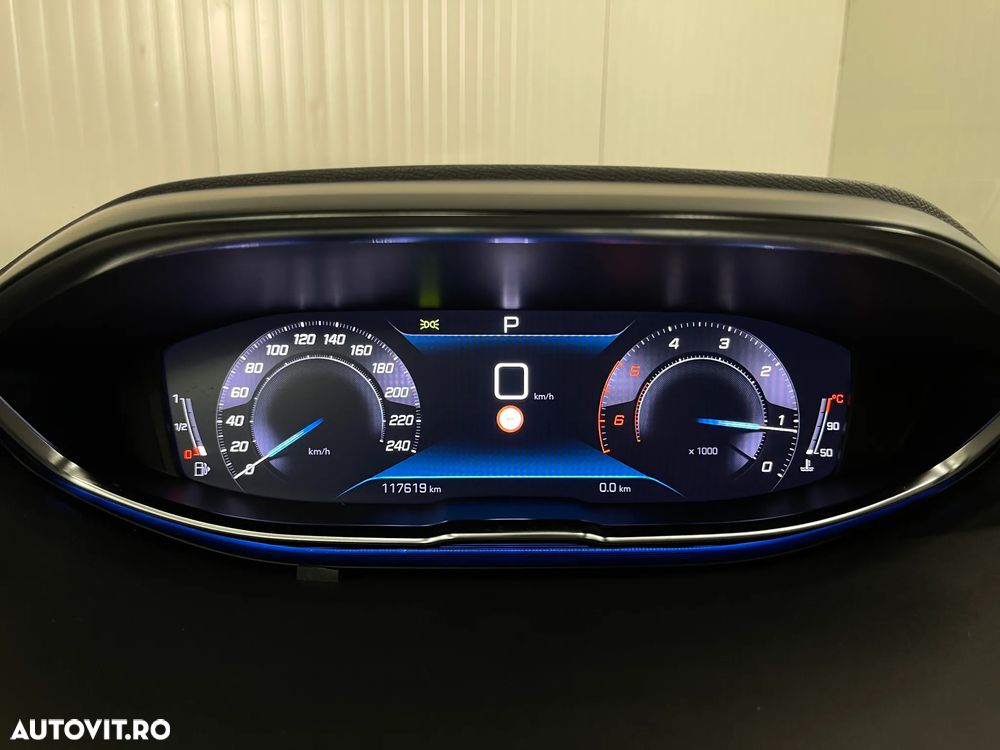 Peugeot 5008 BlueHDI 130 EAT8 Active Business-Paket - 30