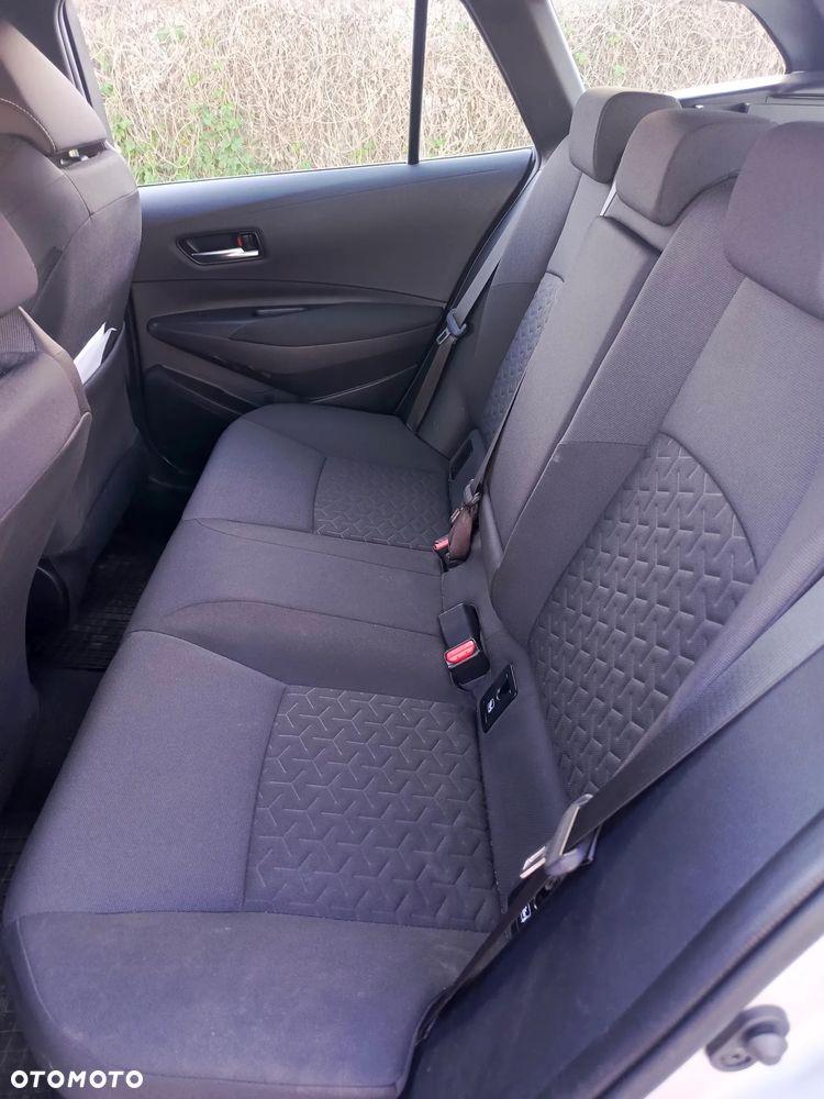 Toyota Corolla - 18