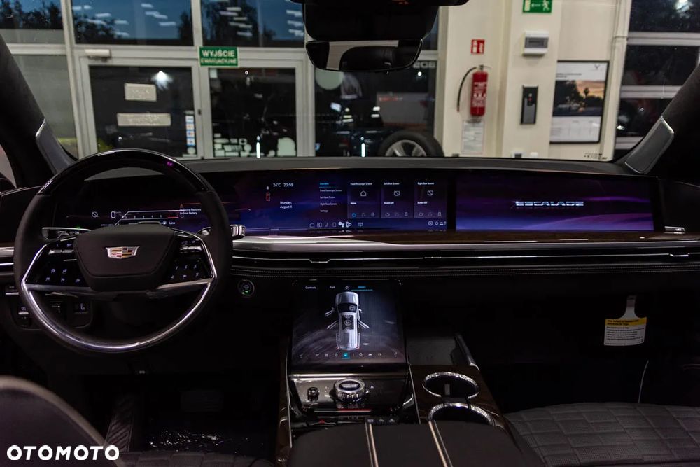 Cadillac Escalade - 18