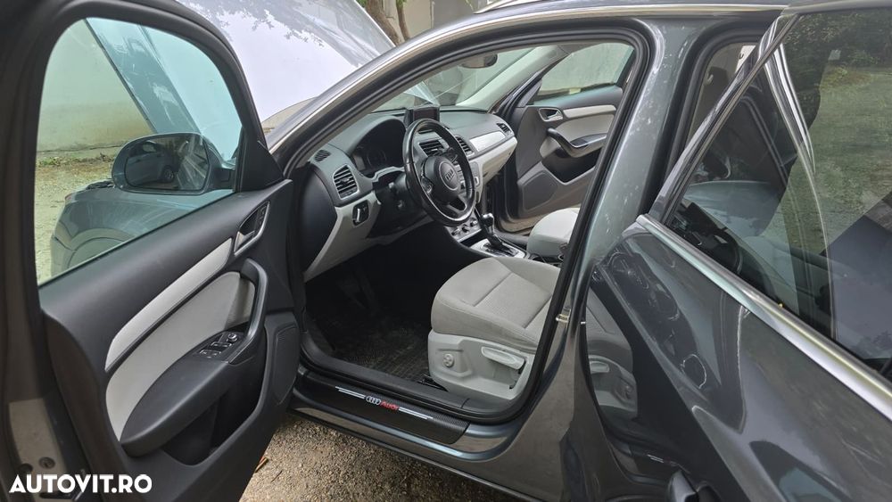 Audi Q3 2.0 TDI Quattro S tronic - 14
