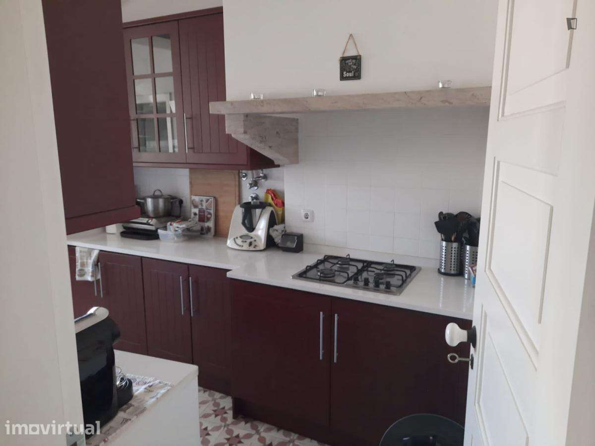 Quarto - localizado em Alvalade Lisbon - Grande imagem: 5/14