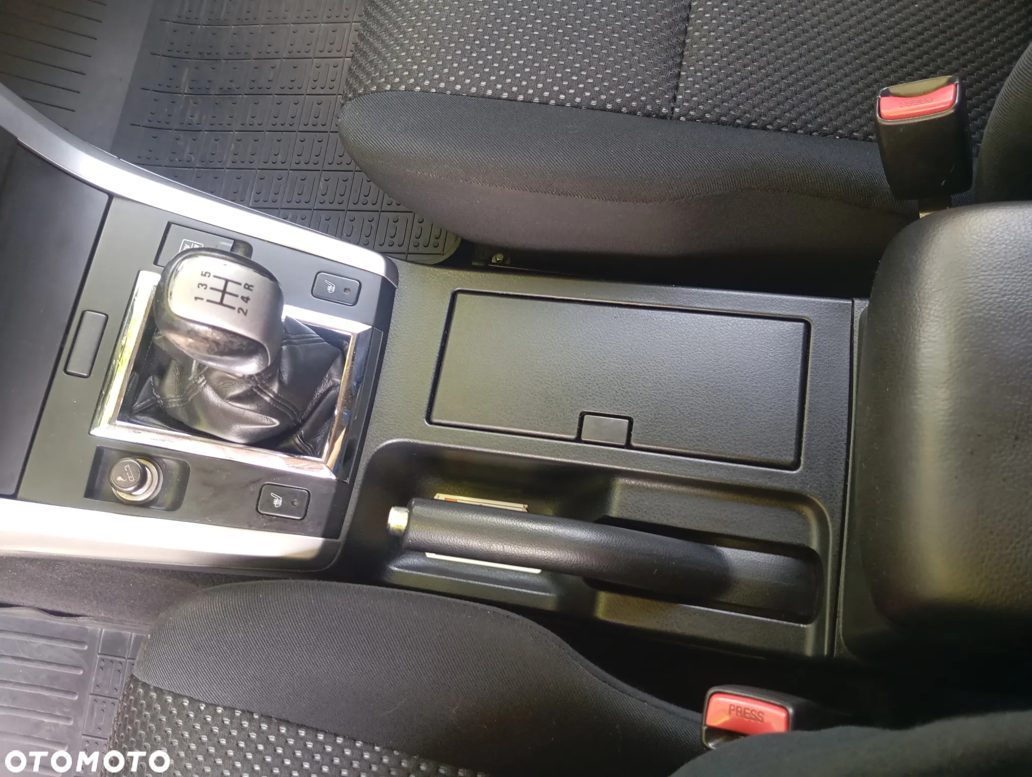 Suzuki Grand Vitara - 11