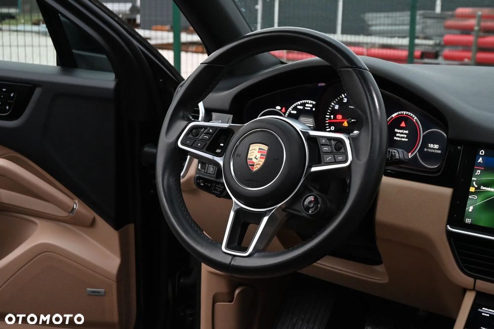 Porsche Cayenne S Platinum Edition - 31