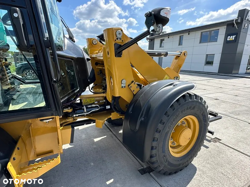 Caterpillar 906 - 38