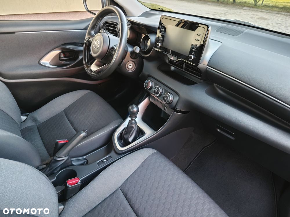 Toyota Yaris 1.5 VVT-i Team Deutschland - 24