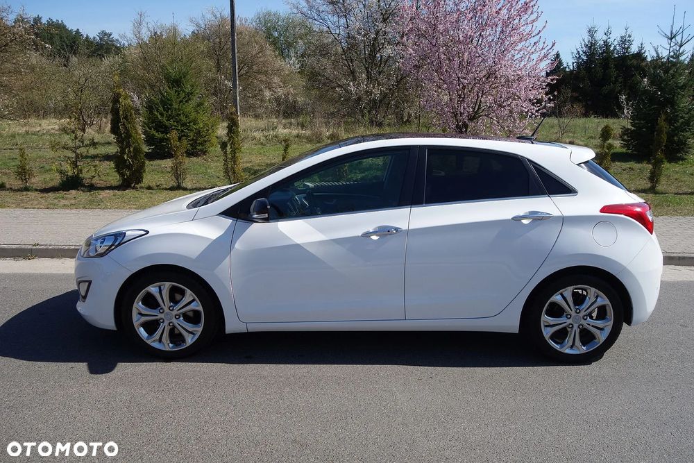 Hyundai i30 1.6 Fifa World Cup Edition - 4