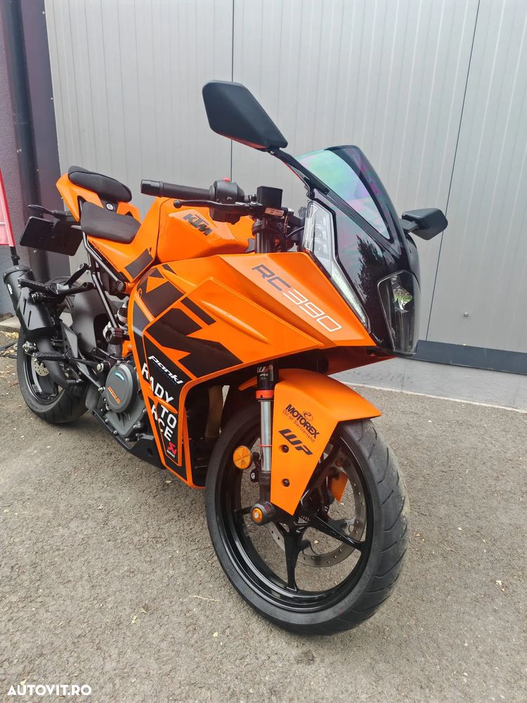 KTM 390 RC - 1