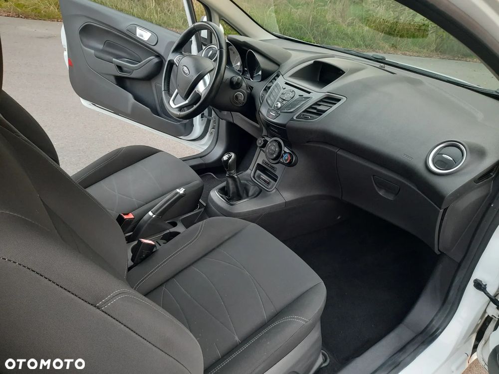 Ford Fiesta 1.25 Trend - 17